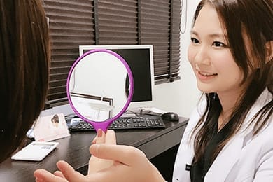 医師による問診【画像】